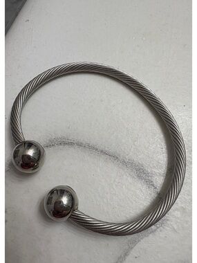 Unisex Stainless Steel Twisted Cable Magnetic Therapy Cuff Bracelet